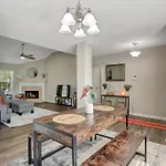 Modern And Comfortable Home For Your Next Stay!